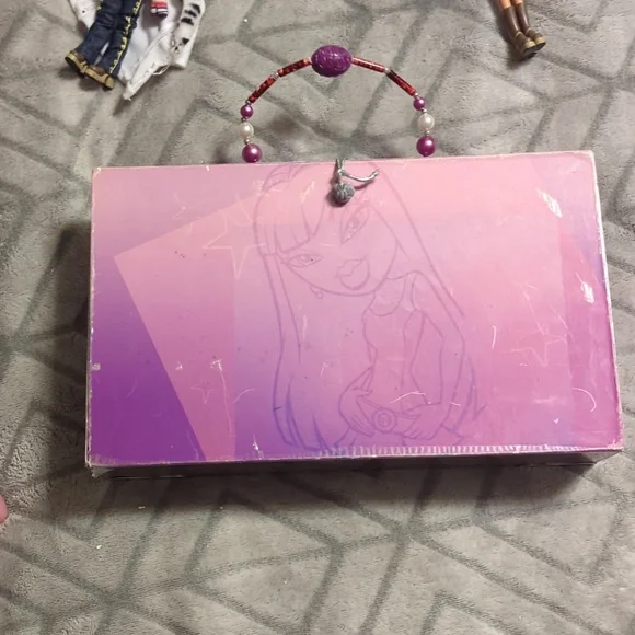 Vintage MGM Bratz Envogue Fashion Organizer Carry Case purple 2 mini dolls - Picture 5 of 13